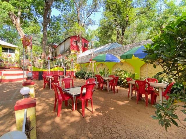 New Green Hill Matheran Bagian luar foto